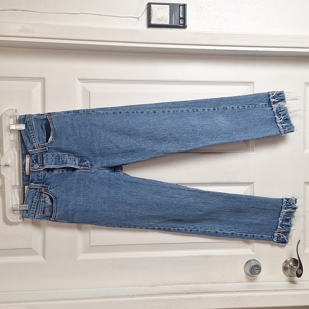 Levi’s Wedgie straight jeans button fly Raw hems Women size 26 Inseam 24.5"